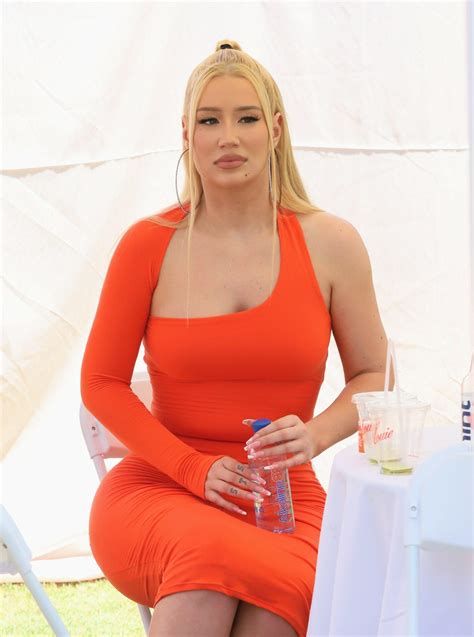 iggy only fans nude|Iggy Azalea drops racy pic in lingerie to mark her debut on。